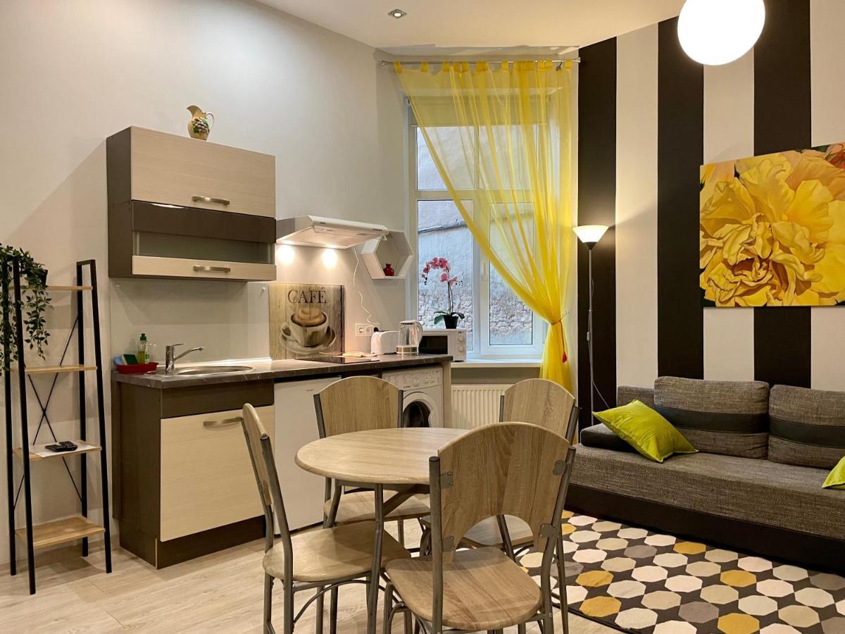 ריגה Apartments In Art Nouveau District מראה חיצוני תמונה